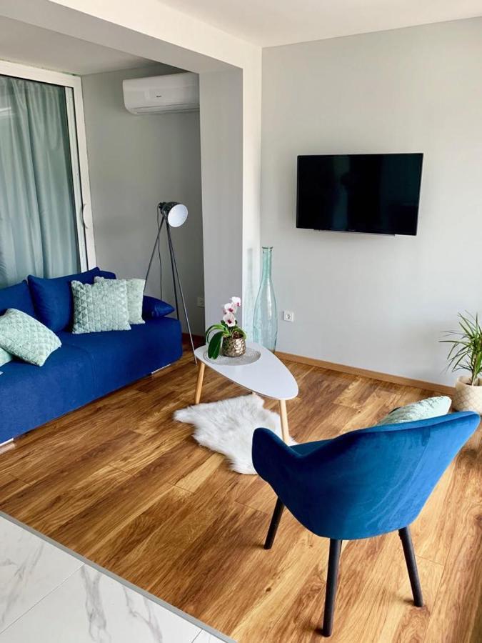 Deluxe Suites Mandic 奥米什 外观 照片