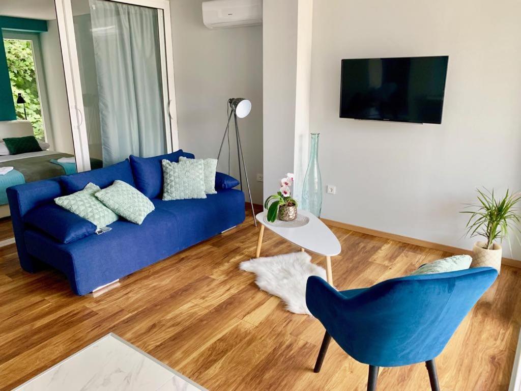 Deluxe Suites Mandic 奥米什 外观 照片