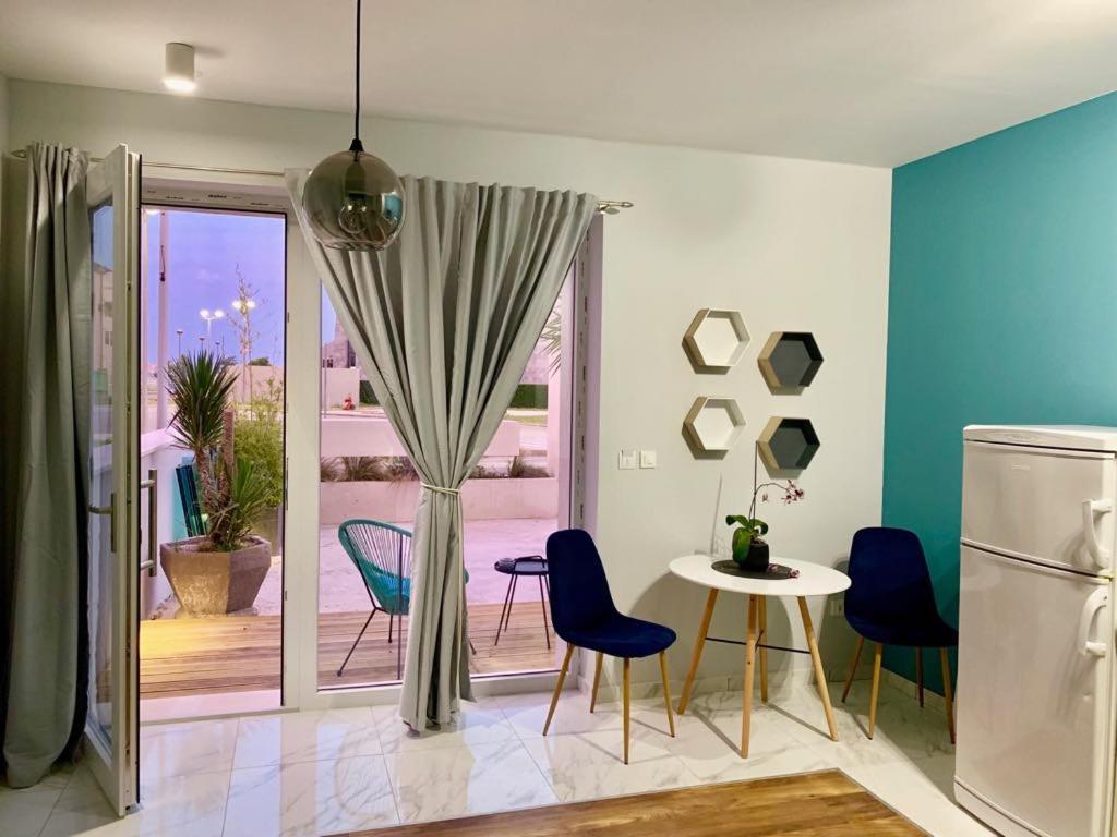 Deluxe Suites Mandic 奥米什 外观 照片
